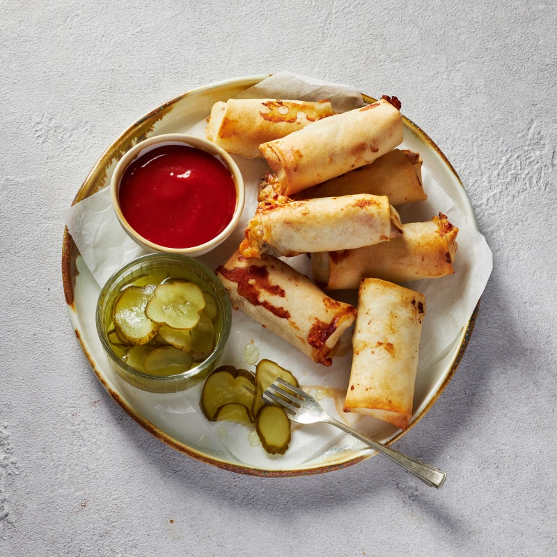Air Fryer Cheeseburger Spring Rolls